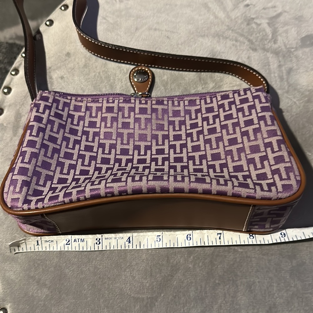 Vintage Tommy Hilfiger Zipper Closure Bag